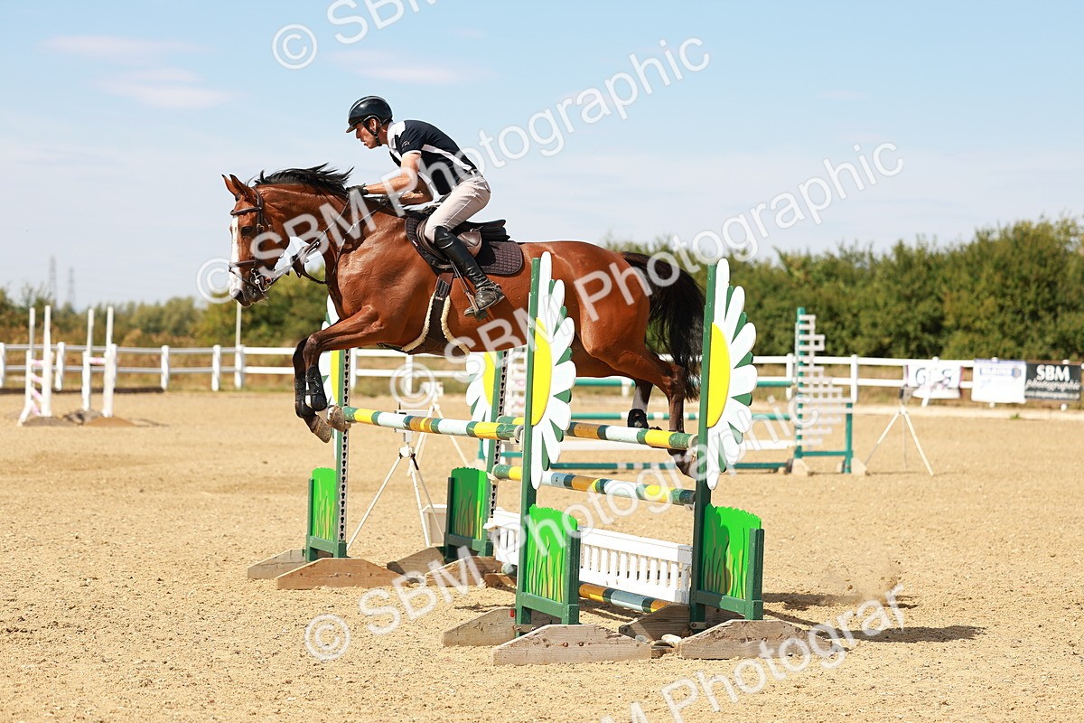 SBM_003943 - Class 15 - Senior 1.15m Open