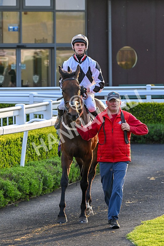 300424-Race 5-Bowman-2955 - Race 5