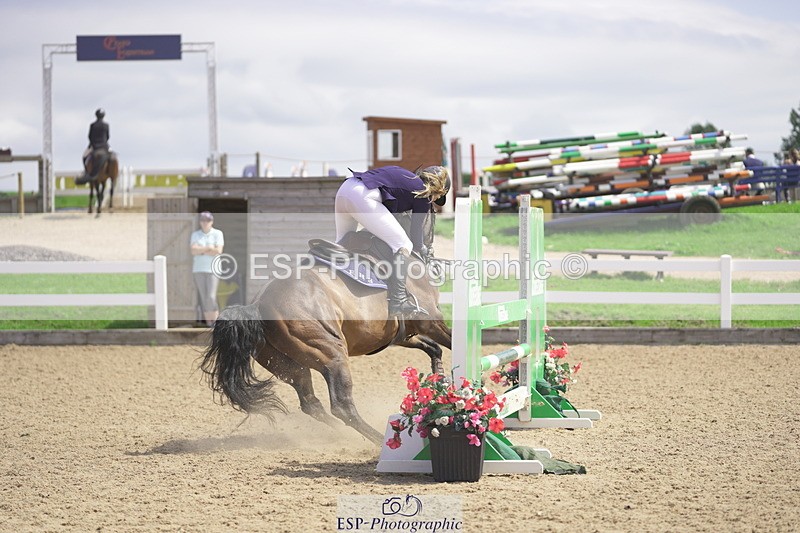 230810A-131336-02352 - Cls 4 1.05m Amateur Quali