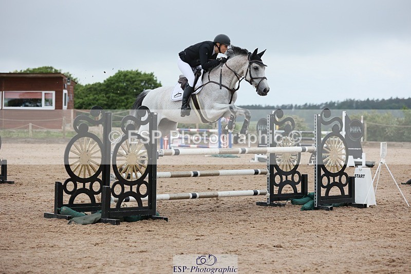 250524-095259-03984 - Cls 13  A&B 1.05m & 1.10m open