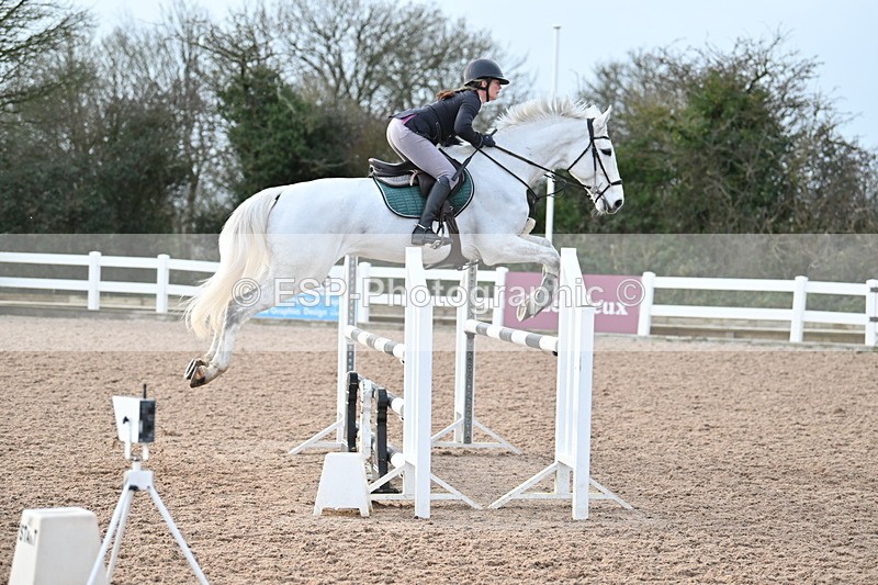 231208A-124033-00783 - Cls 5 Newcomers & 1.10m Open