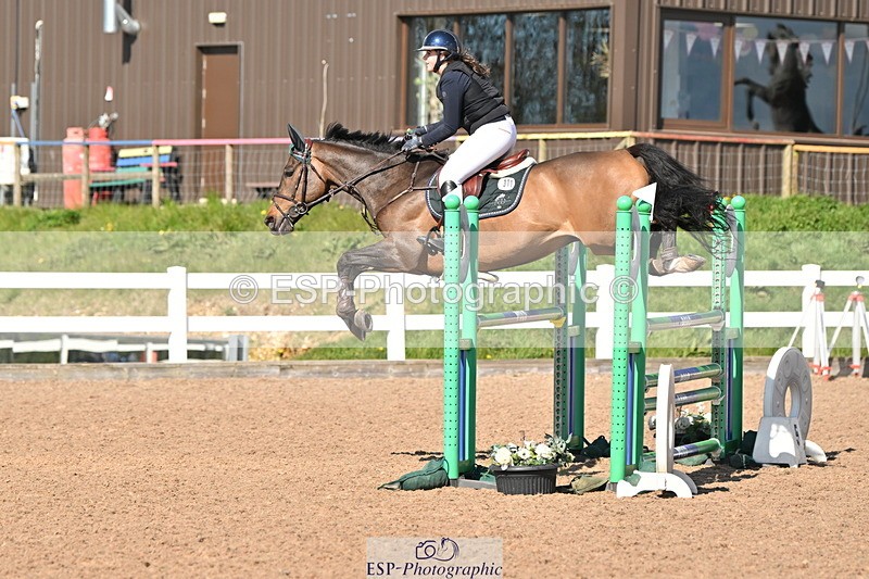 240419A-161143-08813 - Cls 14, 1 Star Bronze Tour 1.10m