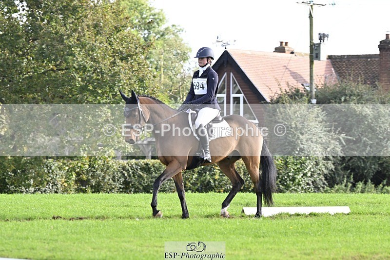 241025-153050-09844 - 594-Miya.Johns-BOWHAYLANDS.SKYFALL