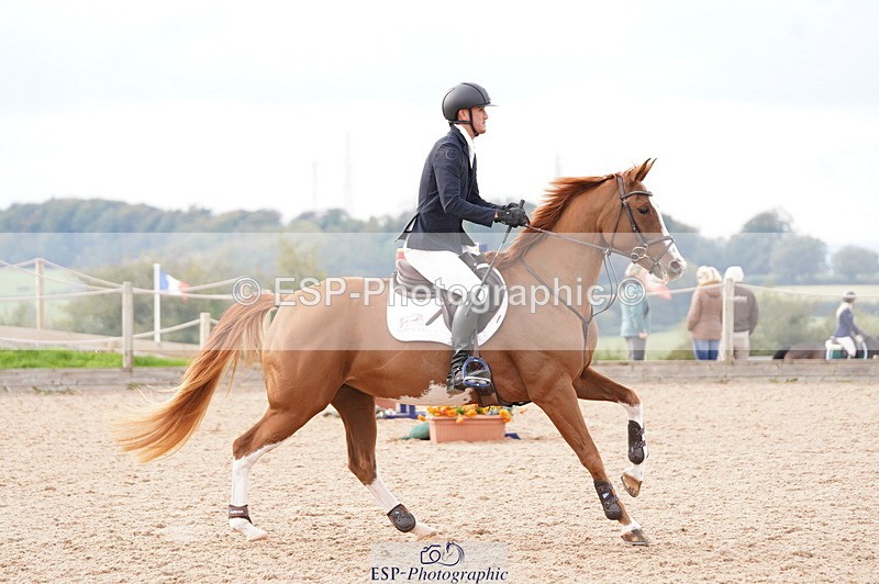 241004A-150712-00885 - Fri 04 Snr Fox & 1.20m Open