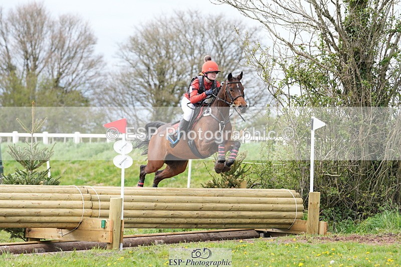 250419-145053-12328 - 808-Chloe.Morgan-SANDBANK.MAGIC.MOMENT