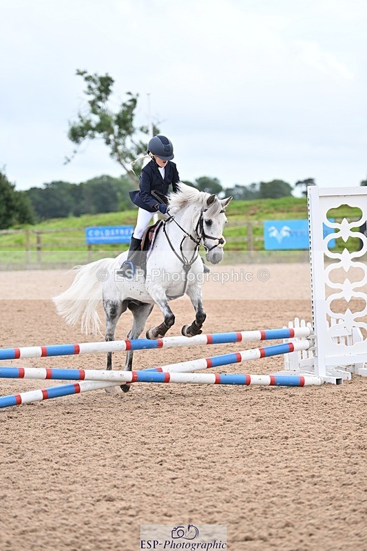 240813-162143-00226 - Clear round & 60cm