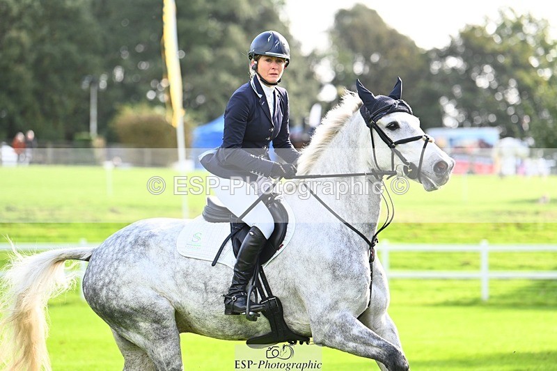 231020-114223-06588 - 120-VAN.KAUNITZ-Sara.Squires-SJ