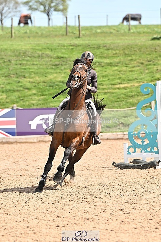 250416-123916-00877 - Cls 3 Snr 1.05m Open