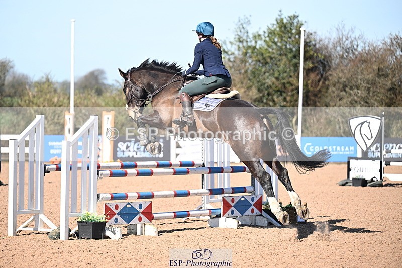 260318B-104614-00173 - Clear Round & Brit Nov 90cm