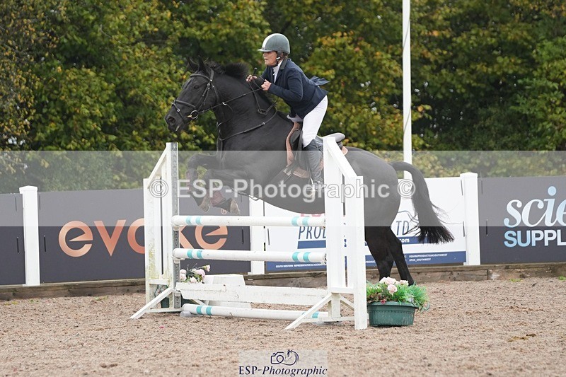 251003-103618-00092 - Cls 6 British Novice and 90cm