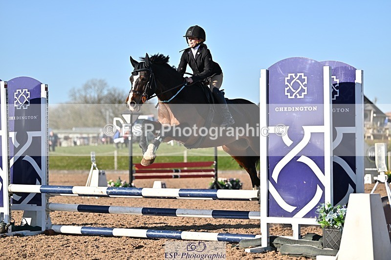 250401-172849-00436 - 70cm classes