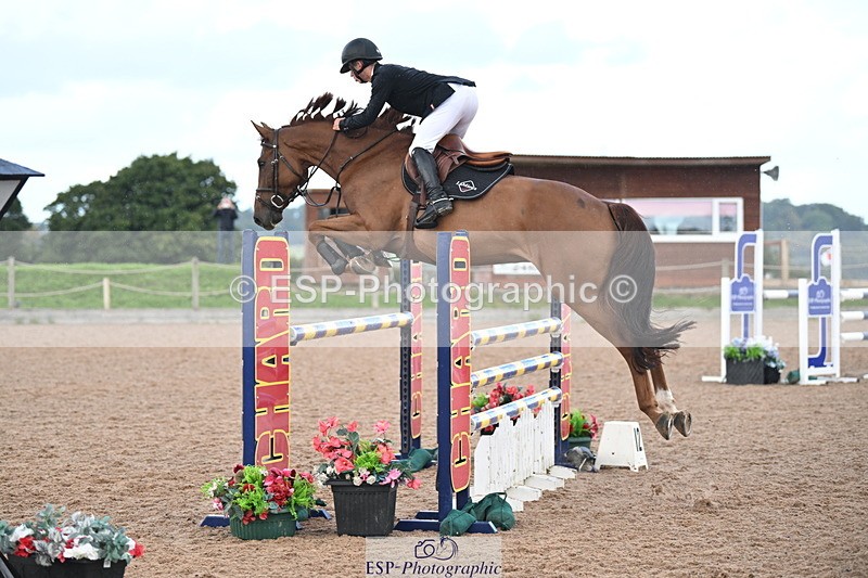 240912A-111411-00521 - Cls 2 Snr Newcomers