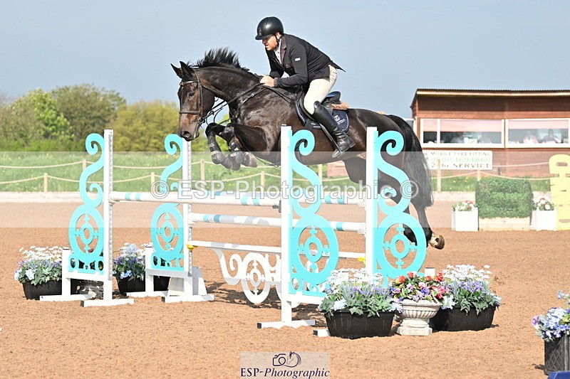 240512A-090023-16564 - Cls 47 Snr 1.20m Open