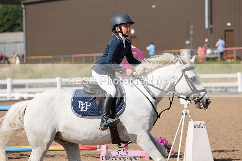 240629A-170954-08278 - Cls 13 Stepping Stones 128cm + 138cm