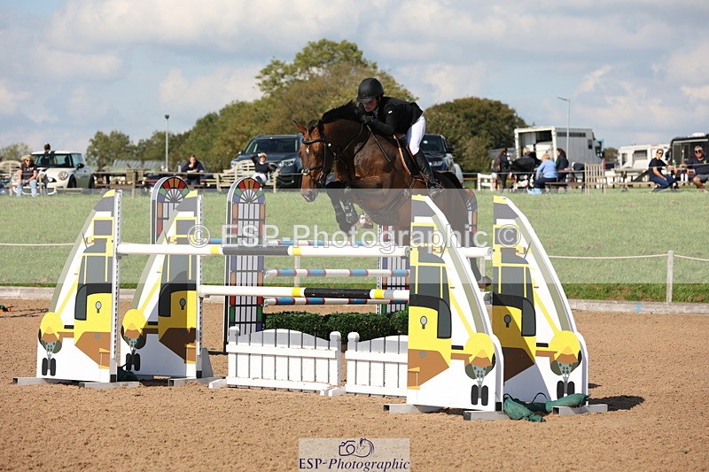 230915A-145947-02859 - Cls 5 National 1.40m