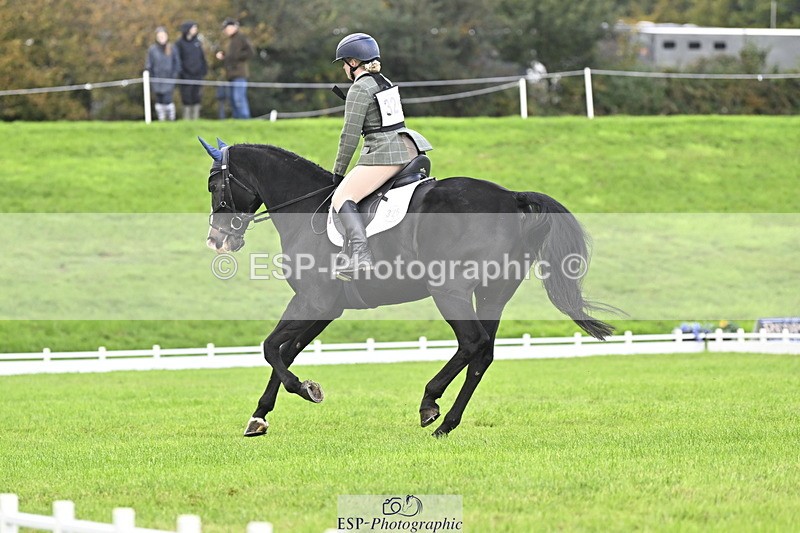 251023A-135631-04199 - D-326-Chloe.Williams