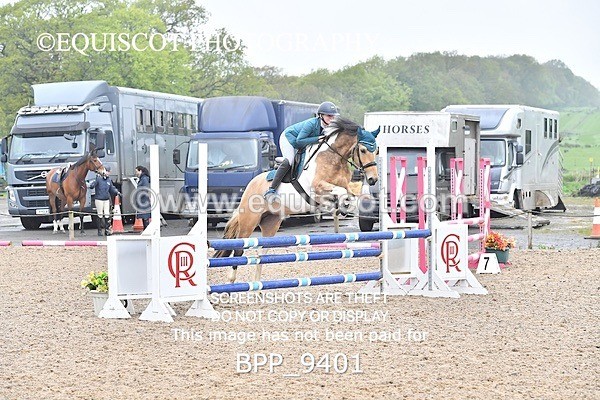 BPP_9401 - CLASS 32 MON Club/ Unaffiliated 70cms Open