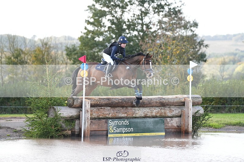 251024A-131721-11038 - B-160-Phoebe.Woods