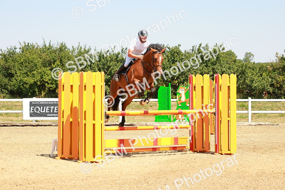 SBM_001297 - Class 4 - Senior Newcomers - 1.10m