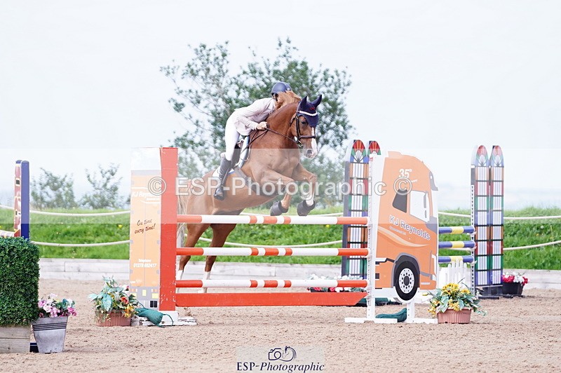 240803A-101748-07168 - Cls 29 Snr Foxhunter