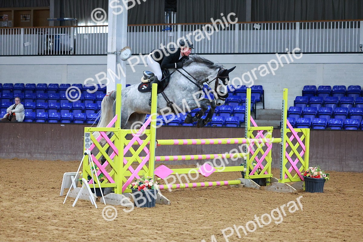 SBM_001018 - Class 4 - Senior Newcomers - 1.10m