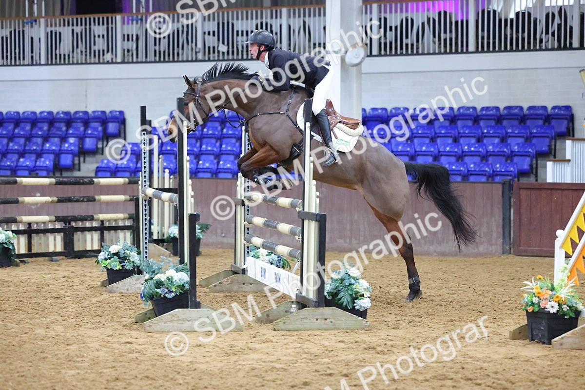 1I0A4808 - Class 9 - Senior Newcomers/ 1.10m Open