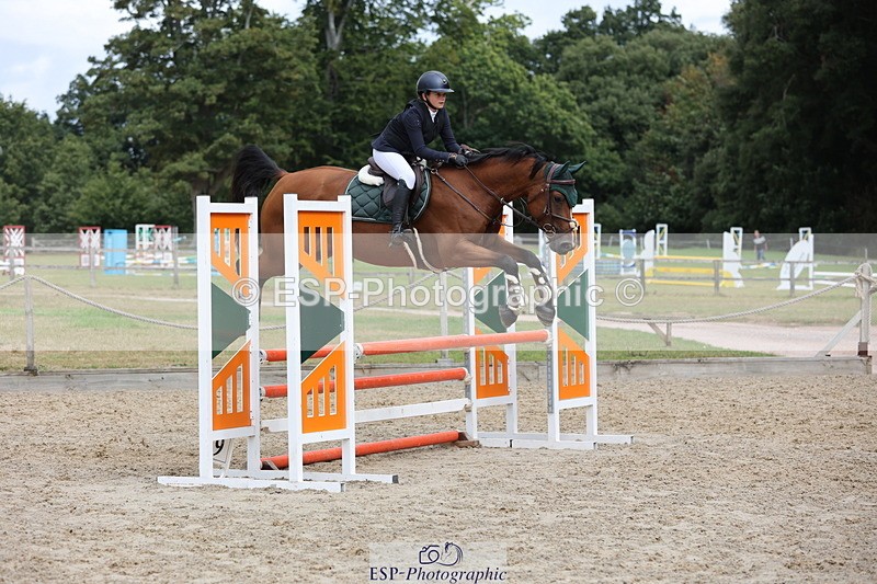 250829A-113750-01425 - Cls 7 British Novice and 90cm
