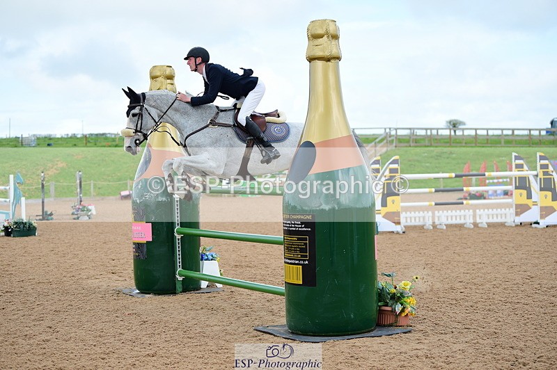 230505A-160706-05219 - Cls 23 National 1.40m Open