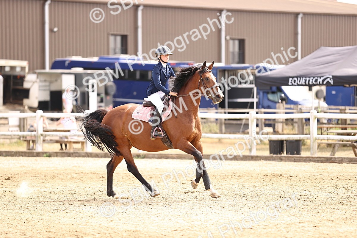 SBM_001186 - Class 4 - Senior Discovery - 1.00m Open