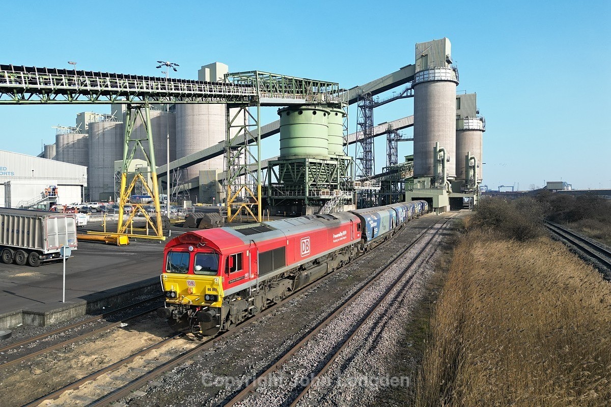 JL - 20.3.25 66077 6H77 Immingham  Biomass - Drax, Immingham 6 - Latest shots