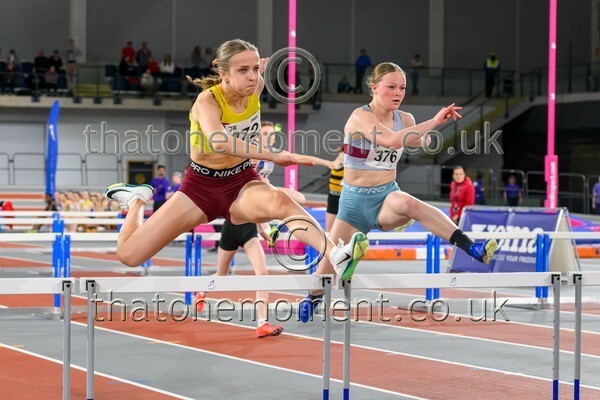 Age26SAT-914458 - Track Female Set One