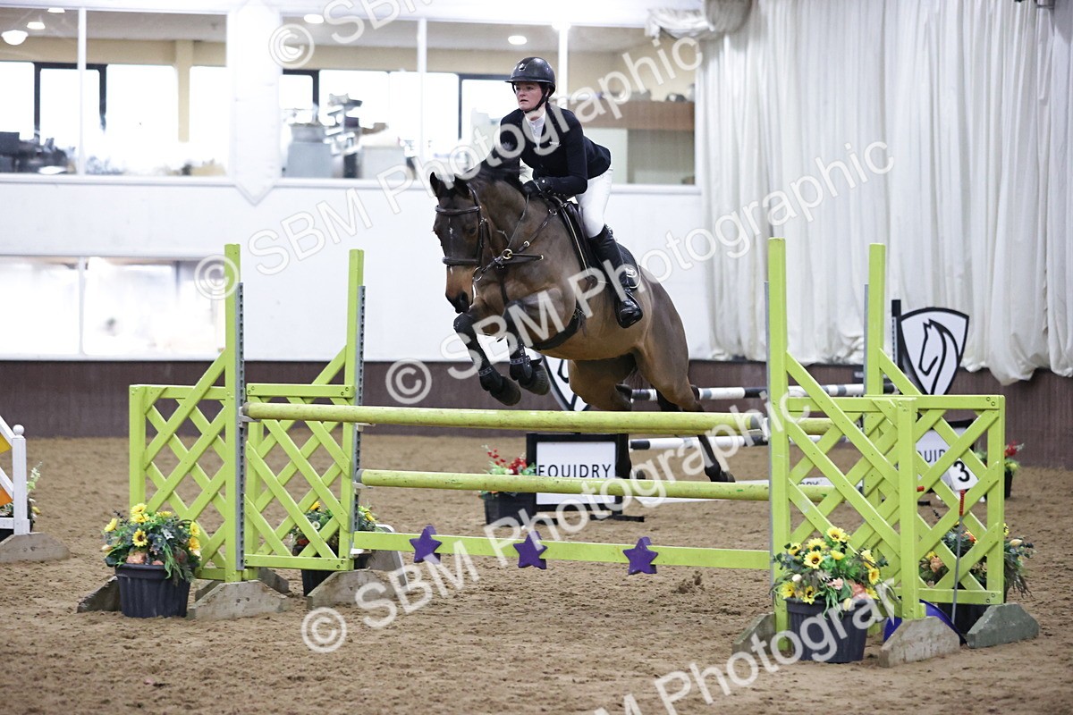 SBM_001221 - Class 4 - Senior Newcomers/ 1.10m Open