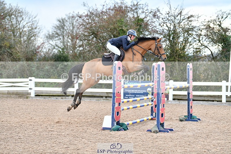 231110A-143147-00782 - Cls 6 Foxhunter & 1.20m Open
