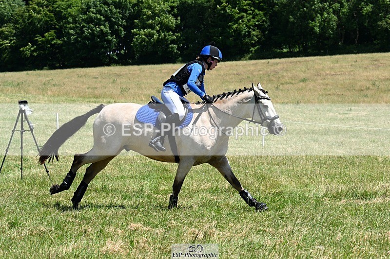 240629X-134002-3757 - 151-Issy_Baldock-CREGGS_DUN