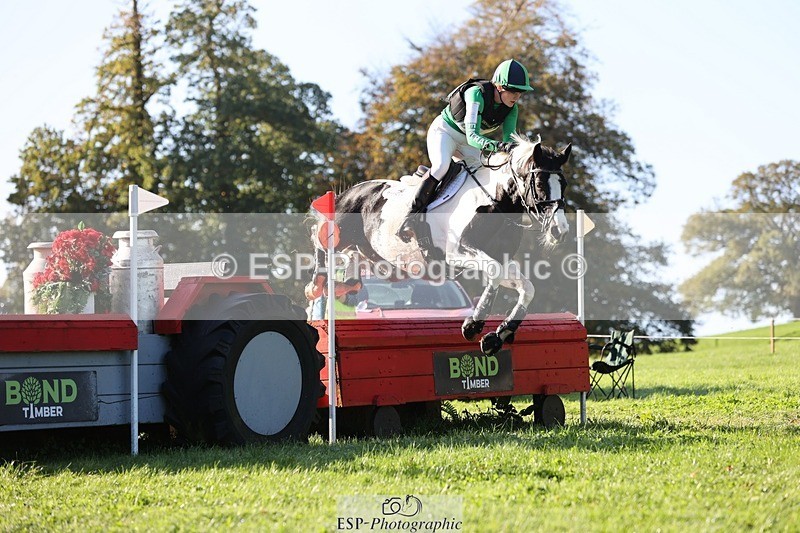 241026-101845-11466 - 317-Maddy.Greenaway-SPECIAL.VAN.DE.SMEDENPOORT