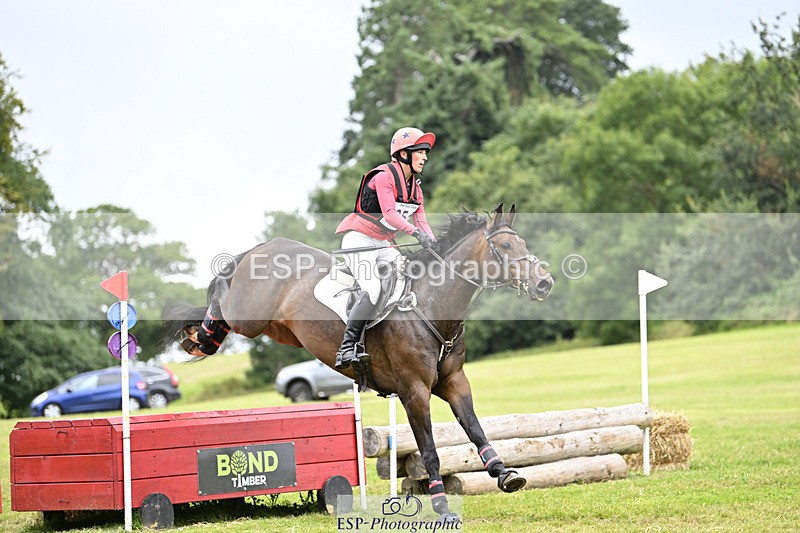 240825X-172551-37733 - 80cm XC 16.30 to 17.30