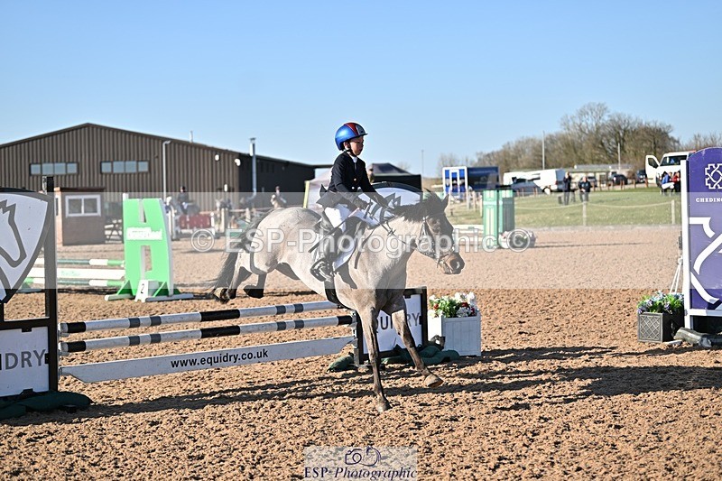 250401-172800-00432 - 70cm classes