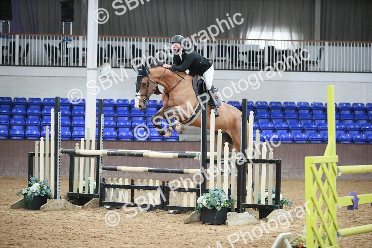 SBM_001063 - Class 4 - Senior Newcomers - 1.10m Open