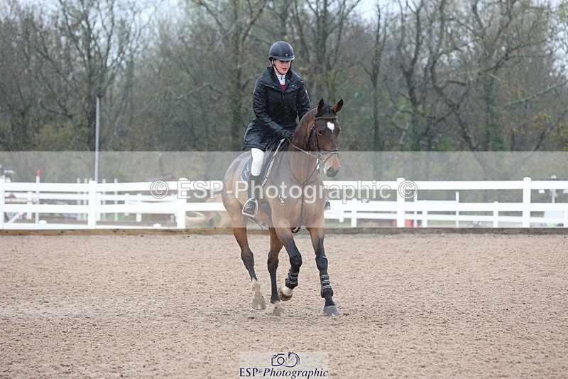 231112A-131253-04328 - Cls 20 Newcomers & 1.10m Open