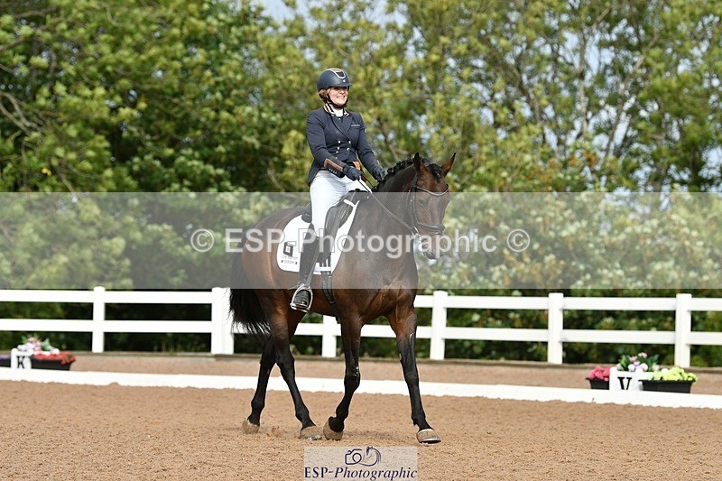 250906-100403-00556 - 098-Lucie.StokoeDionis