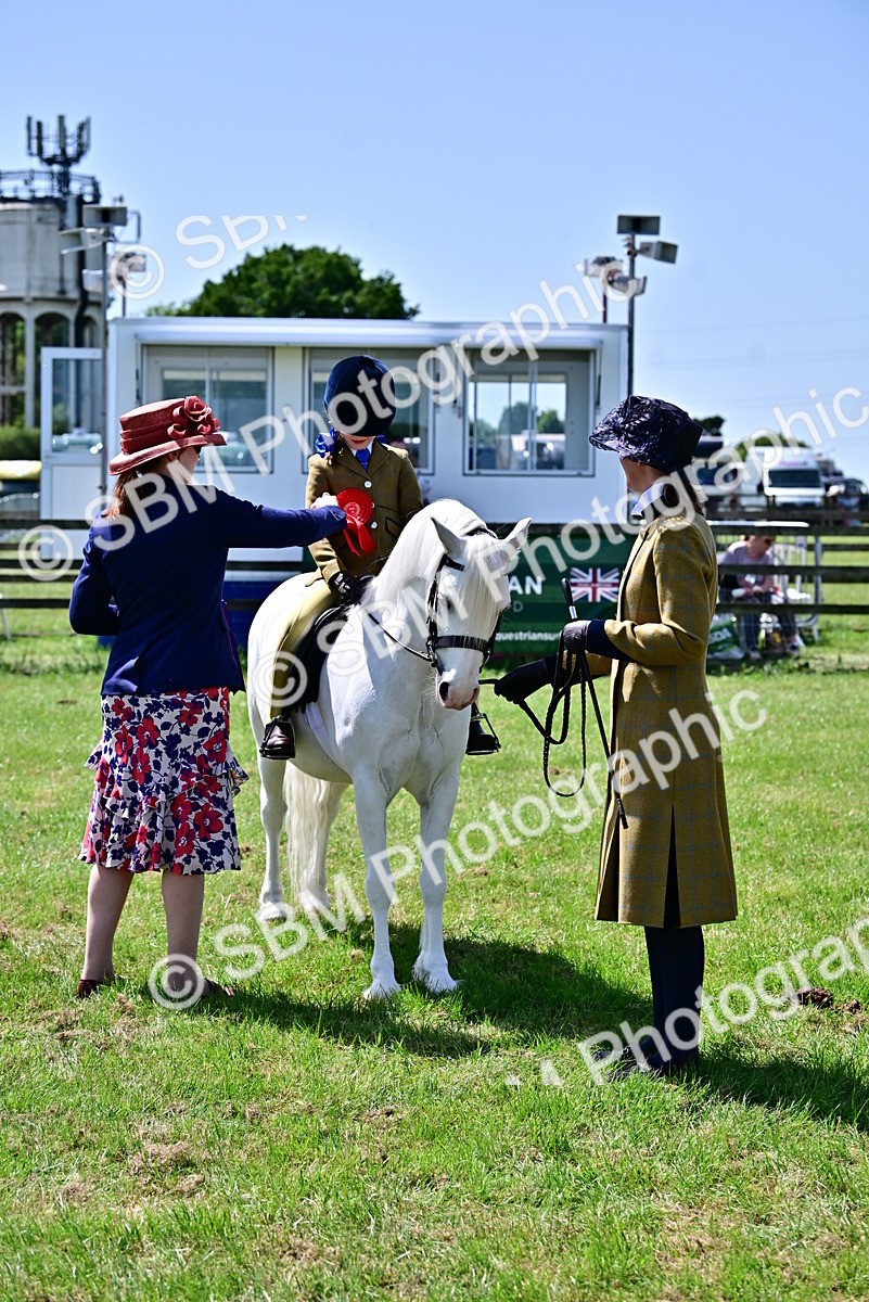 SBM_05950 - Class 59-60 - TSR M&M  Lear Rein and First Ridden Amateur of the year