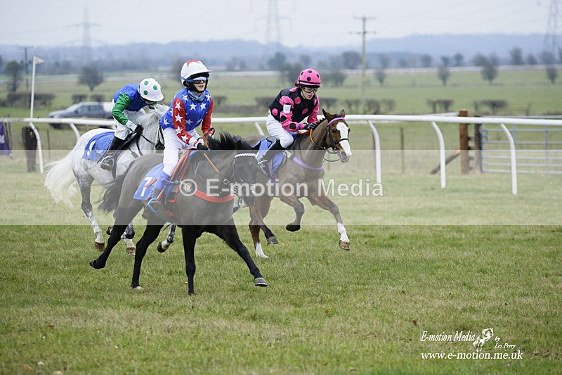PtP 230122 83 - Cocklebarrow Races - Heythrop Hunt - 23/01/22