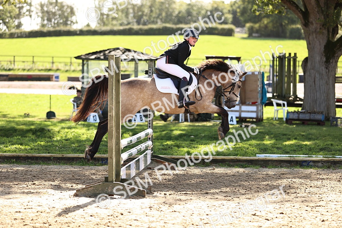 SBM_46044 - J9 - Junior Pony 70cm Championship