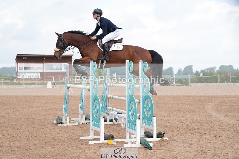 260508-094635-04705 - Cls 12 Snr Foxhunter