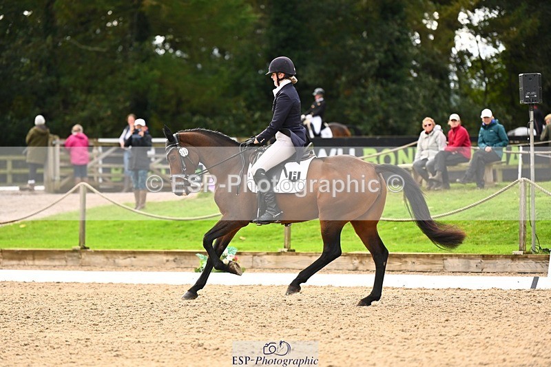 231021-140031-17762 - 352-GREANNANSTOWN.QUARRYMAN.GIRL-Grace.Taylor-DR