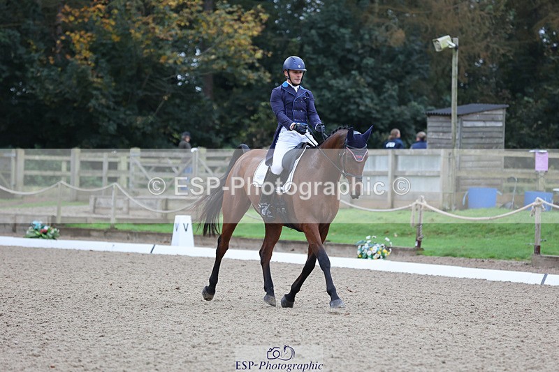 241024-093237-01097 - 127-Alexander.Bragg-STARSTRUCK.III