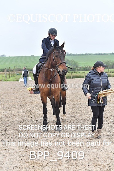 BPP_9409 - CLASS 32 MON Club/ Unaffiliated 70cms Open