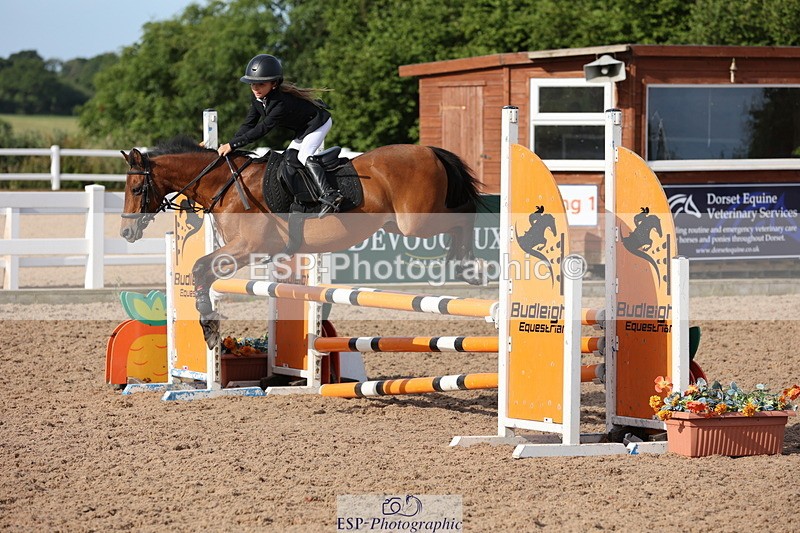 240629A-082409-02535 - Cls 16 British Novice and 80cm Open