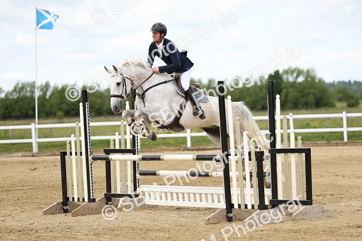 SBM_000647 - Class 3 - Senior Discovery - 1.00m