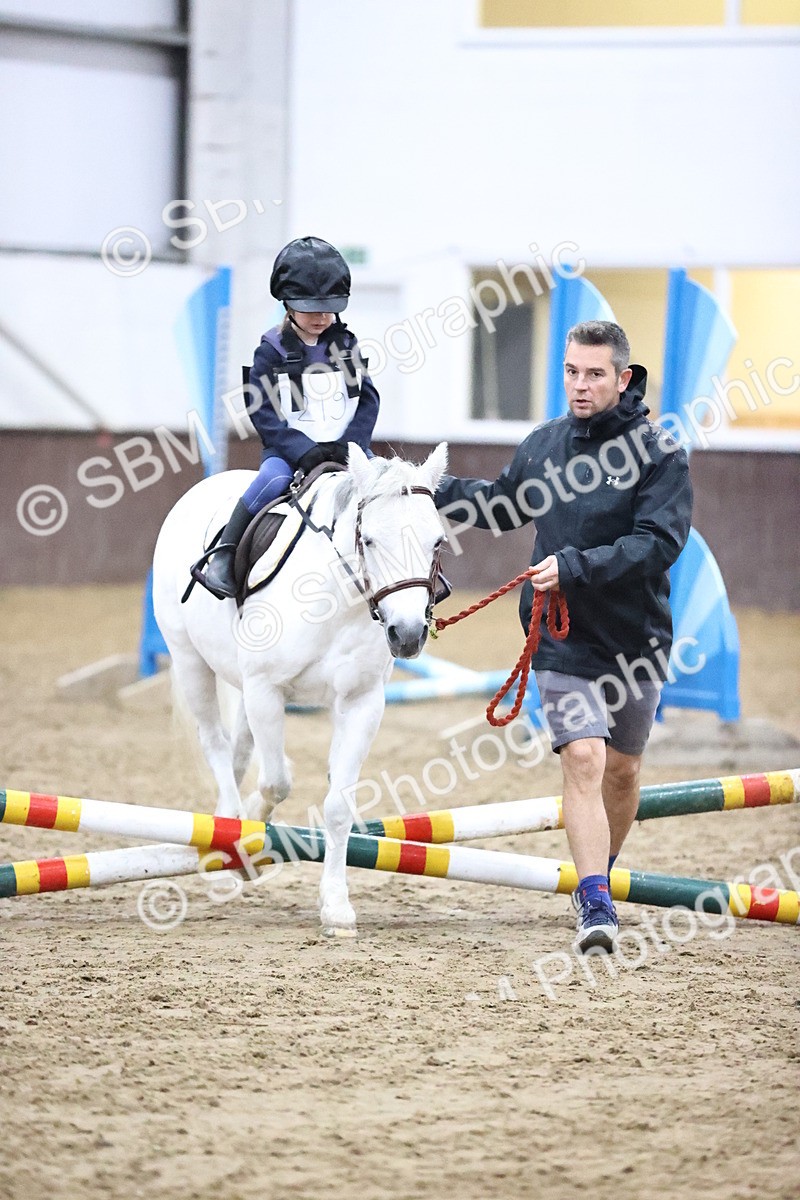 SBM_000052 - Class 1 - Fox Farriers 30cm